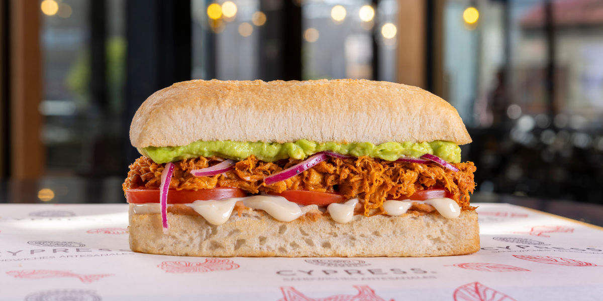 Sándwich de Cochinita